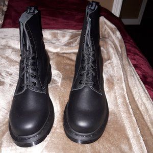 Dr. Martens Pascal Laced Boot